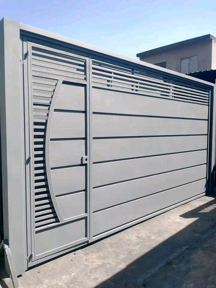 Modern Sliding Gate