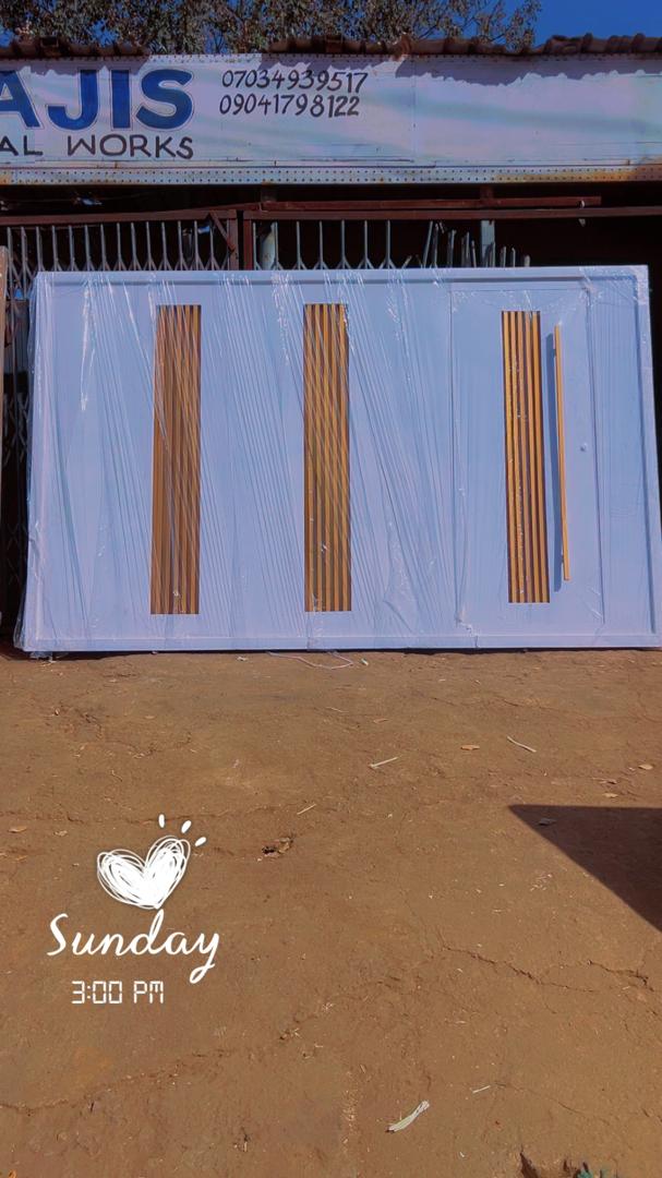 New gate